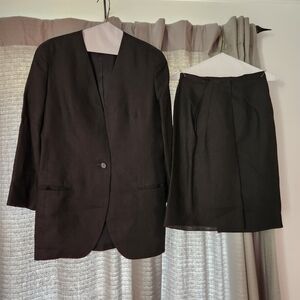 Calvin Klein Collection Classic Black Linen Ladies' Suit Size 2